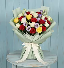 Букет цветов из:  Розы в Савинский