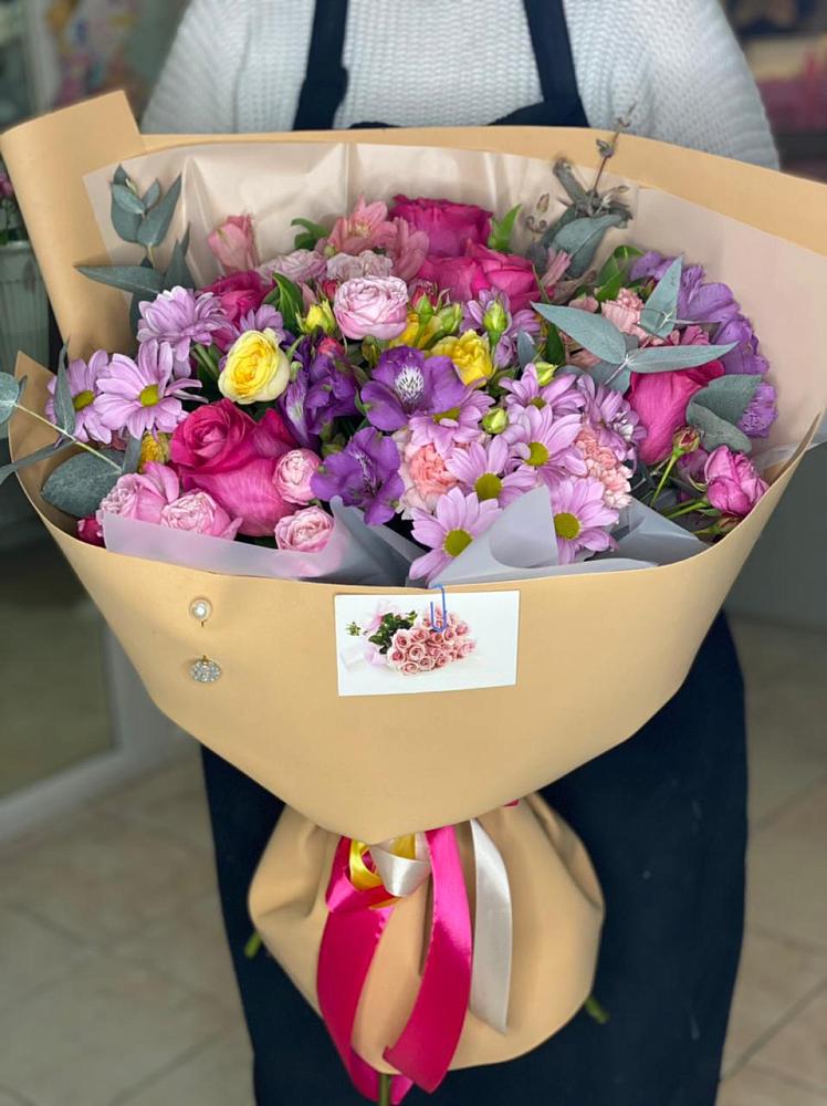 Букет цветов из: Хризантемы, Гвоздики и Альстромерии в Савинский