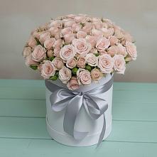 Цветочная композиция из Розы в шляпной коробке в Савинский