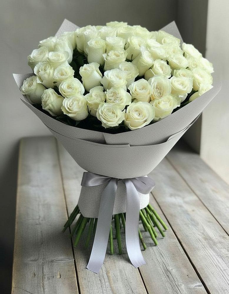 Букет 35 Белых роз в Савинский