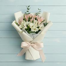Букет цветов из:  Альстромерии в Савинский