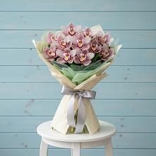 Букет цветов из:  Орхидеи и Розы в Савинский