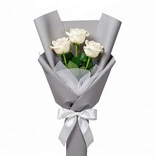Букет 3 белые розы в Савинский