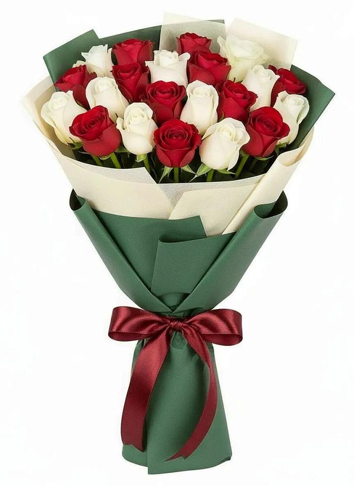 Букет Микс из красных и белых роз в Савинский