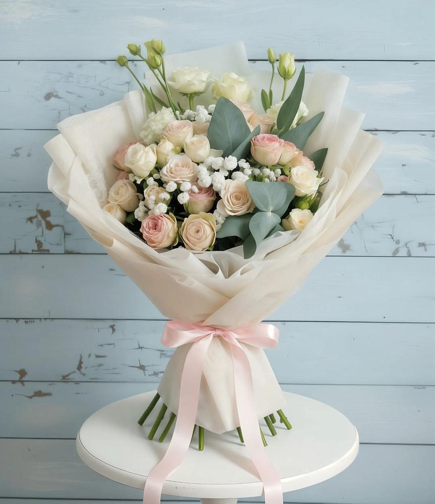 Букет цветов из: Розы и Лизиантусы в Савинский