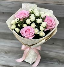 Букет цветов из:  Розы #REPLACE_PRED# Савинский