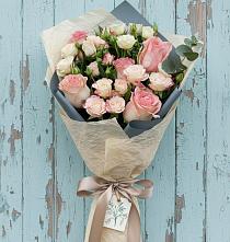 Букет цветов из:  Розы в Савинский