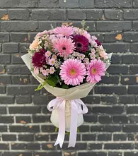 Букет цветов из:  Герберы и Хризантемы в Савинский