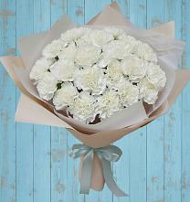 Букет цветов из:  Гвоздики в Савинский