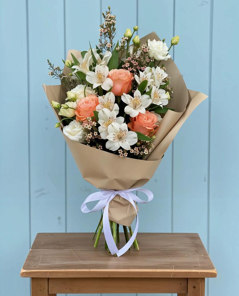 Букет цветов из: Альстромерии, Лизиантусы, Розы и Хризантемы в Савинский