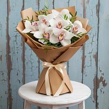 Букет цветов из:  Орхидеи и Розы #REPLACE_PRED# Савинский