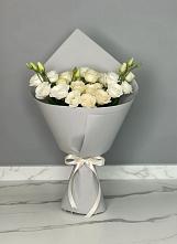 Букет цветов из:  Розы и Лизиантусы в Савинский